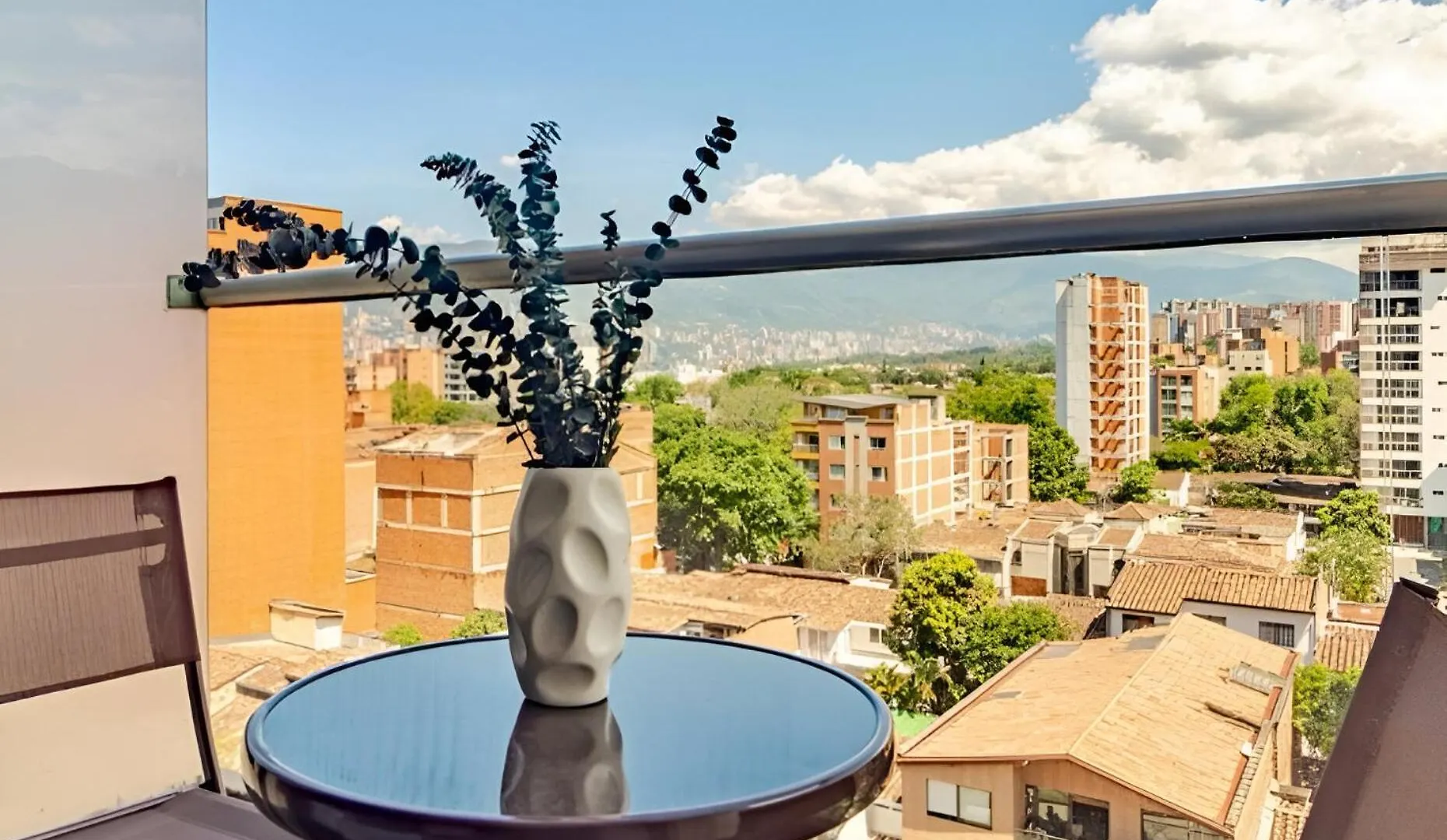 Urbanlifestudios Medellín 0*,  Colombia